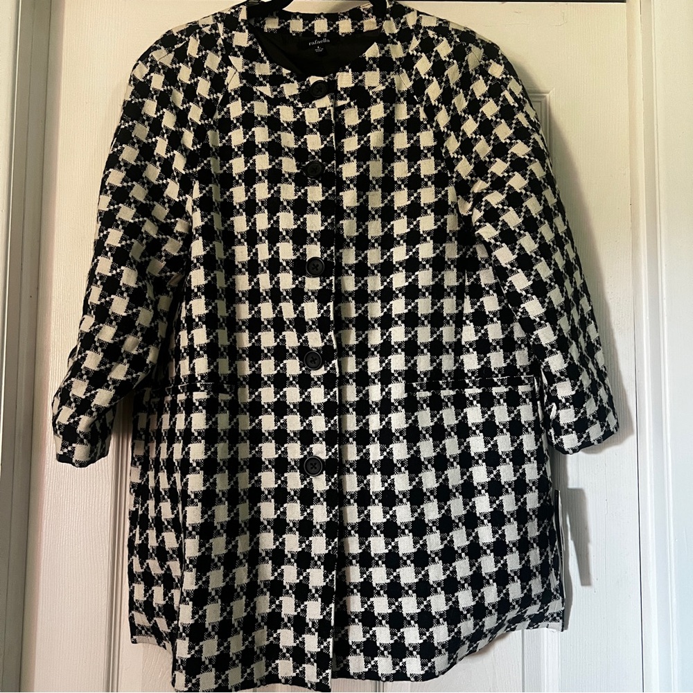 Black and White Rafaella Houndstooth Women's Coat